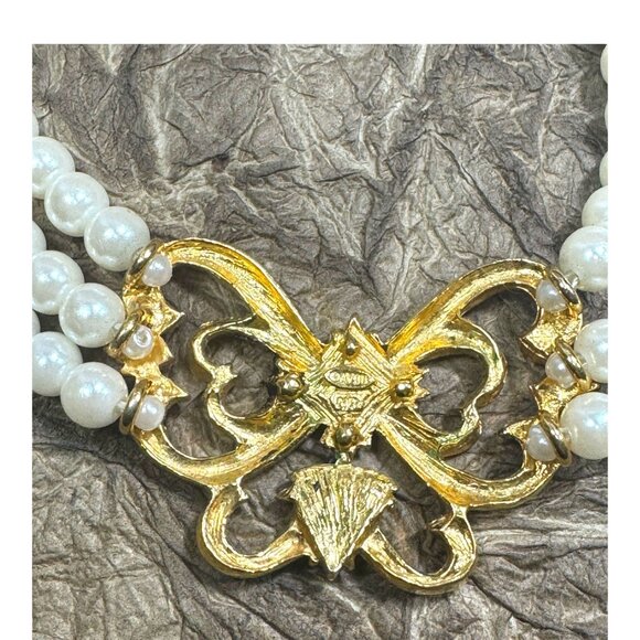Vintage Avon Nina Ricci Triple Strand Faux Pearl Necklace W Gold Tone Butterfly - Picture 7 of 9